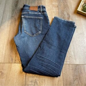 Outpost makers Men's Blue original taper Jeans size 30x30